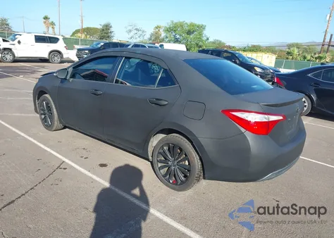 2014 Toyota Corolla S/S Plus/S Premium z USA, uszkodzony, nr VIN 5YFBURHE4EP080143